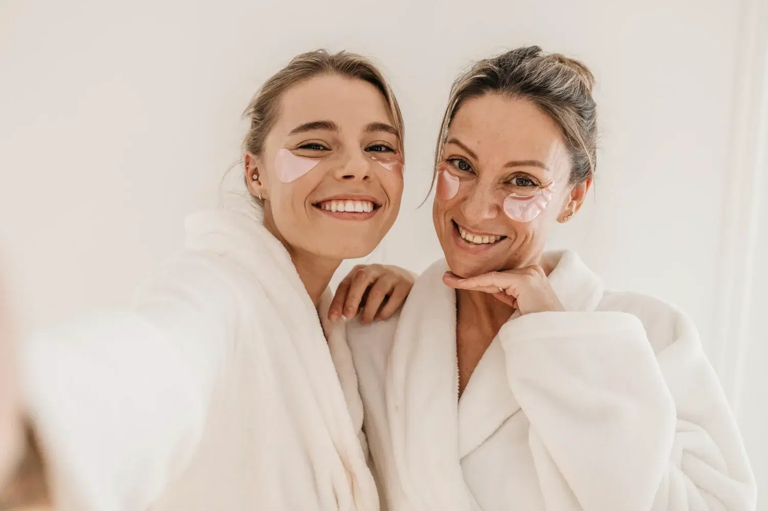 Women spa wellness treatment